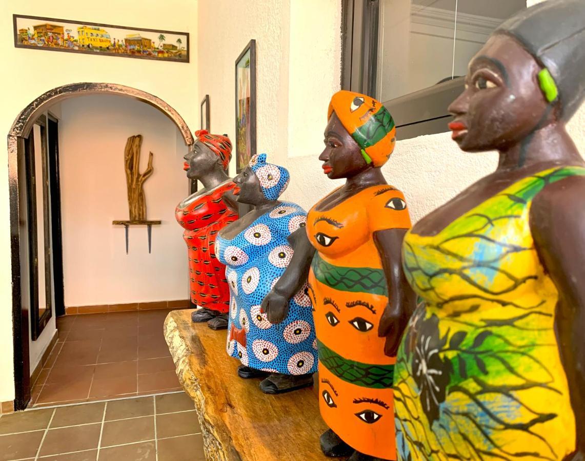 Hotel Blawa Abidjan Eksteriør bilde