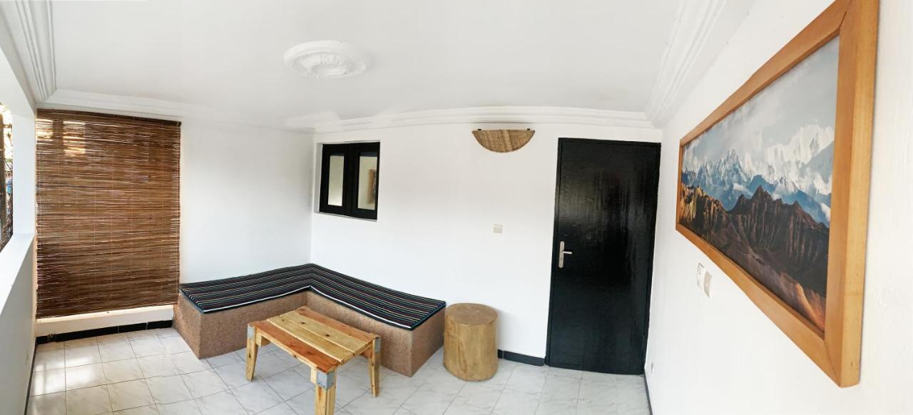 Hotel Blawa Abidjan Eksteriør bilde