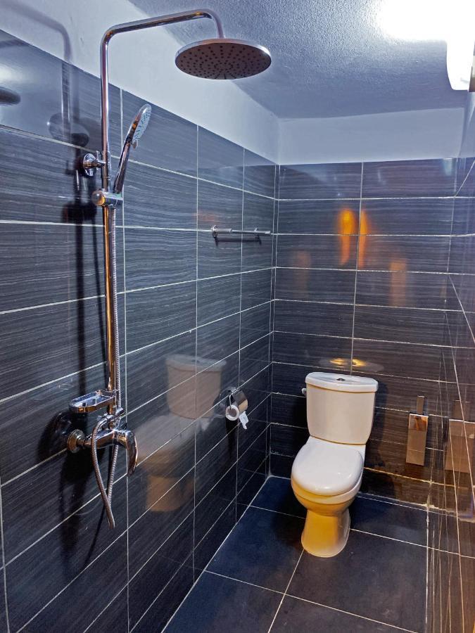 Hotel Blawa Abidjan Eksteriør bilde